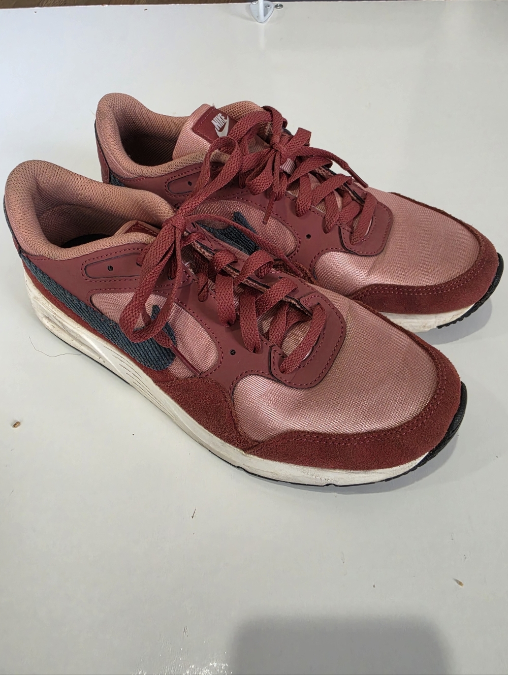 Nike Air Max SC SE Red Stardust Deep Jungle Women’s Size 9 Like New Streetwear